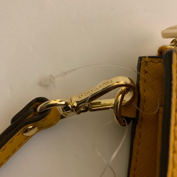 🎉SALE🎉 Michael Kors Jet Set Travel Leather Large Double Zip Wristlet Wallet - Picture 4 of 10